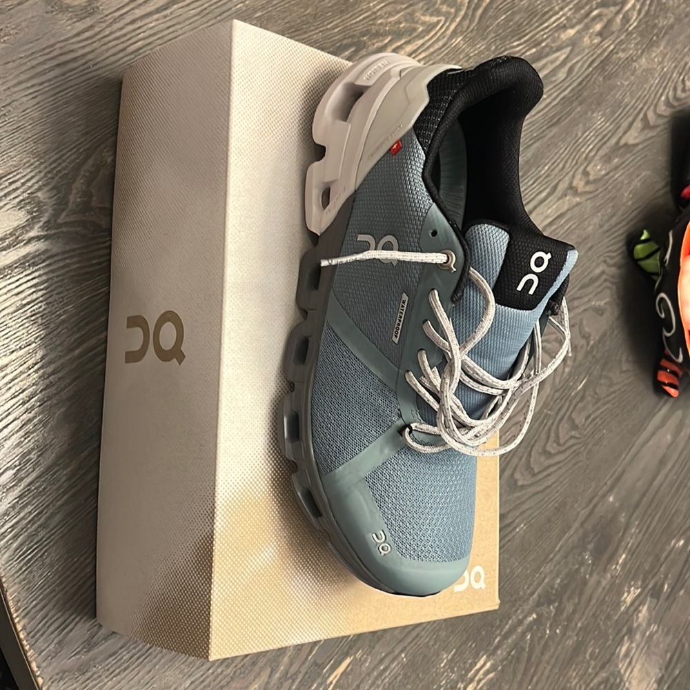 Brand new woman’s US 9w QC shoes.  Never used!